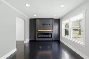 14525 S Michigan Ave, Riverdale, IL 60827 - Photo 4