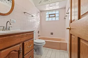 4317 W Linecrest Dr, Alsip, IL 60803 - Photo 10