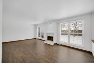 4782 Amber Cir, Hoffman Estates, IL 60192 - Photo 8