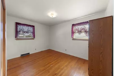 10901 S Nagle Avenue, Worth, IL 60482 - Photo 16