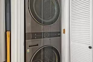 1709 N Crilly Ct, Chicago, IL 60614 - Photo 10