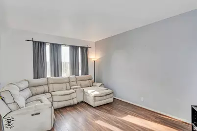 1831 S Wentworth Circle, Romeoville, IL 60446 - Photo 6