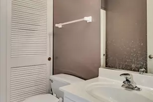 1831 S Wentworth Cir, Romeoville, IL 60446 - Photo 12