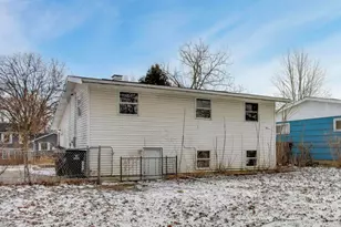 34050 N Lilac Ave, Grayslake, IL 60030 - Photo 24