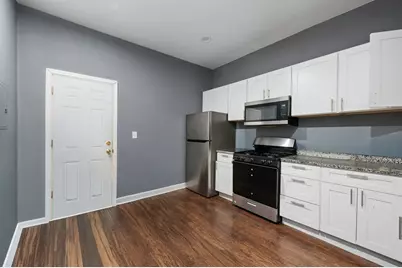 7214 S Saint Lawrence Avenue, Chicago, IL 60619 - Photo 6