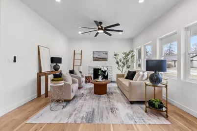 17 W Dearborn Street, Plano, IL 60545 - Photo 4