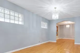 7148 S Sawyer Ave, Chicago, IL 60629 - Photo 4