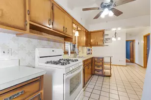 7148 S Sawyer Ave, Chicago, IL 60629 - Photo 10