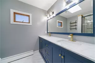 1584 W Fairview Rd, Freeport, IL 61032 - Photo 18