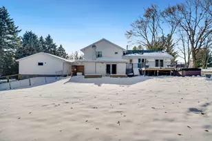 1584 W Fairview Rd, Freeport, IL 61032 - Photo 52