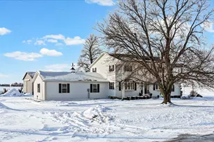 1189 County Road 200 E Rd, Seymour, IL 61875 - Photo 2