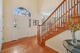 1345 Westley Ln, West Dundee, IL 60118 - Photo 2