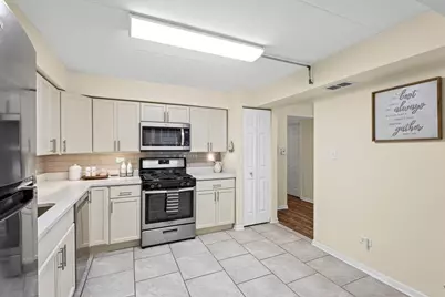 10360 Parkside Avenue #1B, Oak Lawn, IL 60453 - Photo 6