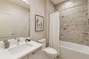 1317 N Western Ave, Chicago, IL 60622 - Photo 20