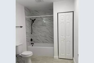 2305 Elisha Avenue, Zion, IL 60099 - Photo 18