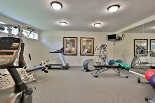 145 S York St, Elmhurst, IL 60126 - Photo 6