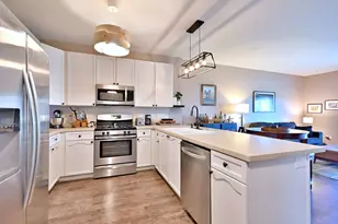 145 S York St, Elmhurst, IL 60126 - Photo 10