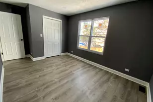 4014 Ridge Rd, Zion, IL 60099 - Photo 14