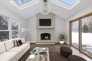 147 Deer Ln, Barrington, IL 60010 - Photo 8