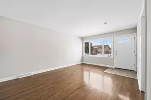 13601 Loomis Ln, Crestwood, IL 60418 - Photo 6