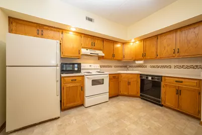 3111 Ingalls Avenue #1B, Joliet, IL 60435 - Photo 4