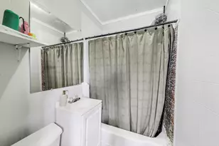 2916 W 25th Pl, Chicago, IL 60623 - Photo 22