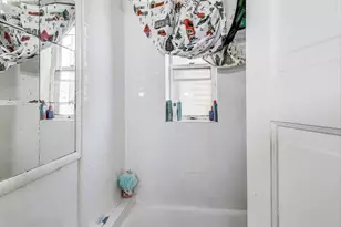 2916 W 25th Pl, Chicago, IL 60623 - Photo 12