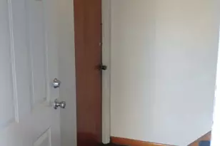 6104 N Oakley Ave, Chicago, IL 60659 - Photo 2