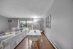 [Address not provided], Chicago Ridge, IL 60415 - Photo 4