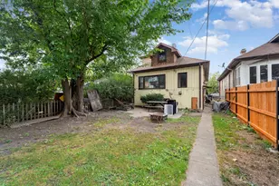 4655 N Keating Ave, Chicago, IL 60630 - Photo 22