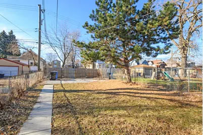 8432 S Green Street, Chicago, IL 60620 - Photo 26