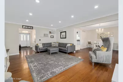 2S386 Seneca Drive, Wheaton, IL 60189 - Photo 4