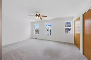 887 Emerald Dr, Pingree Grove, IL 60140 - Photo 16