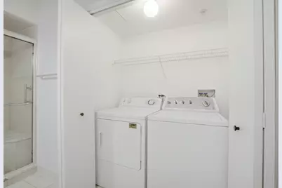 650 S River Road #405, Des Plaines, IL 60016 - Photo 18