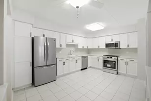 650 S River Rd, Des Plaines, IL 60016 - Photo 4