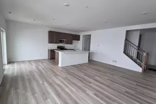 450 Hathaway Ln, Oswego, IL 60543 - Photo 16