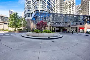 405 N Wabash Ave, Chicago, IL 60611 - Photo 20