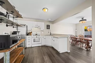 586 Boulder Drive, Morris, IL 60450 - Photo 2