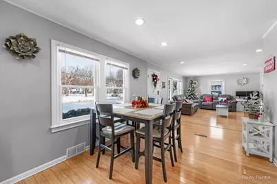 [Address not provided], Elgin, IL 60120 - Photo 8