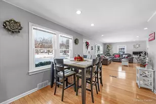 [Address not provided], Elgin, IL 60120 - Photo 8