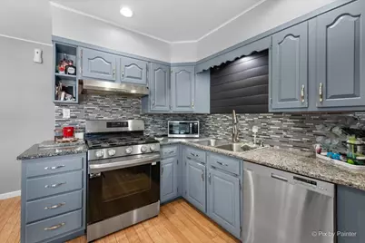 [Address not provided], Elgin, IL 60120 - Photo 6