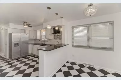 1472 W 74th Street, Chicago, IL 60636 - Photo 10