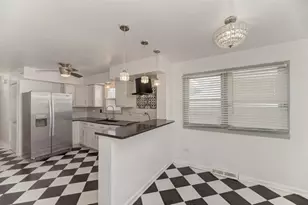 1472 W 74th St, Chicago, IL 60636 - Photo 10