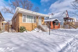 1472 W 74th St, Chicago, IL 60636 - Photo 2