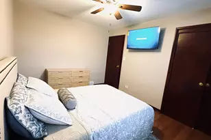 9323 S 80th Ct, Hickory Hills, IL 60457 - Photo 34