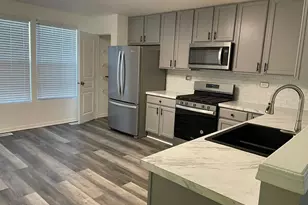 416 Conservatory Ln, Aurora, IL 60502 - Photo 6