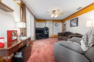 12954 Crescent Ct, Crestwood, IL 60418 - Photo 14