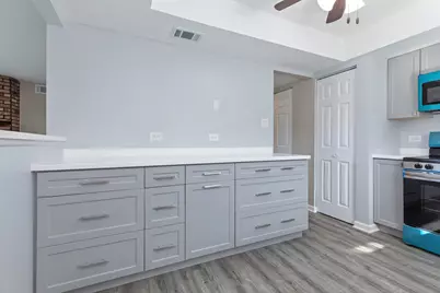 11134 Northwest Road #2C, Palos Hills, IL 60465 - Photo 8