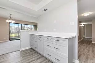 11134 NW Rd, Palos Hills, IL 60465 - Photo 4