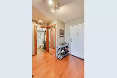 20 N Tower Road #8E, Oak Brook, IL 60523 - Photo 6